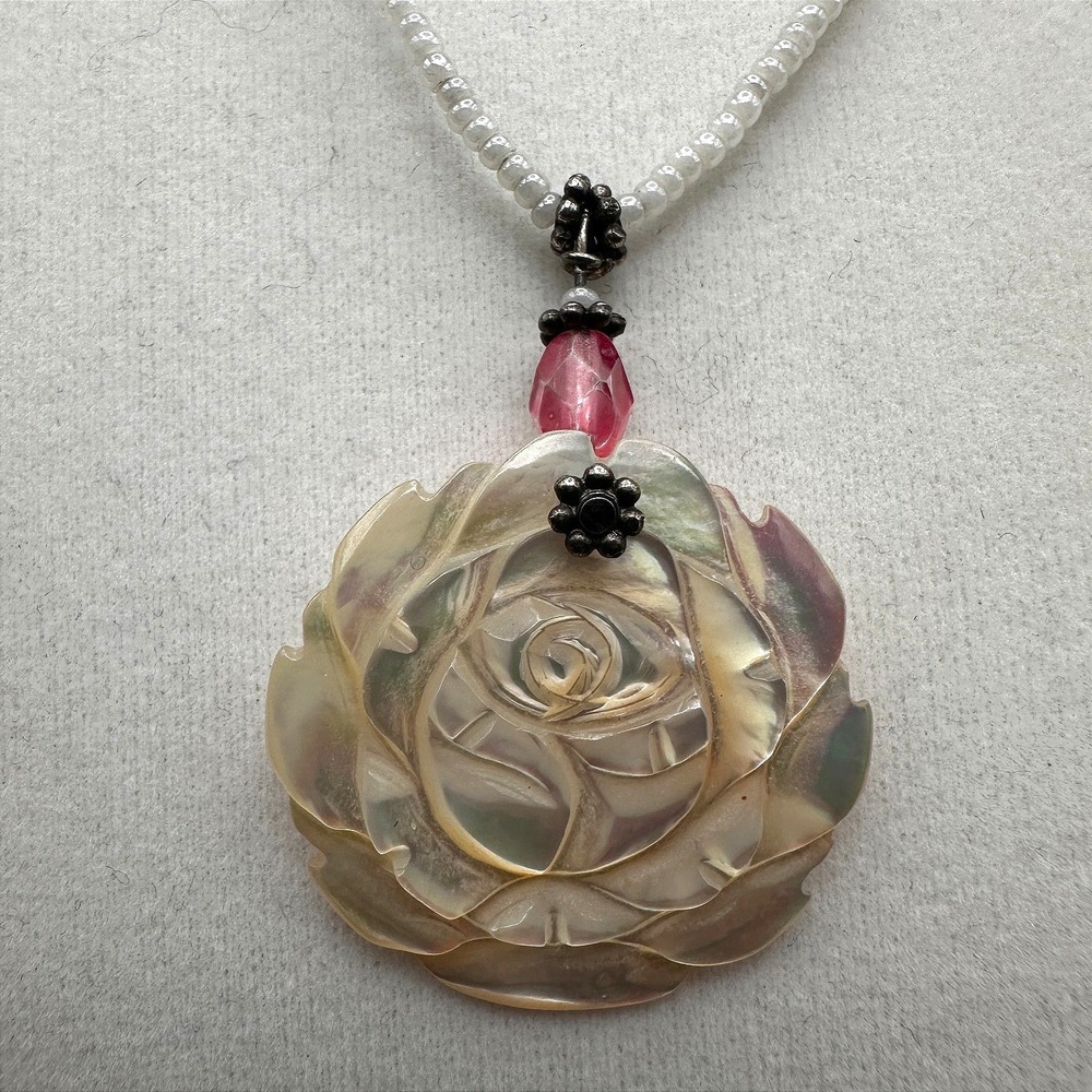 Vintage 90s Mother Of Pearl Rose Pendant Necklace Pink Glass Beads Handmade Y2K